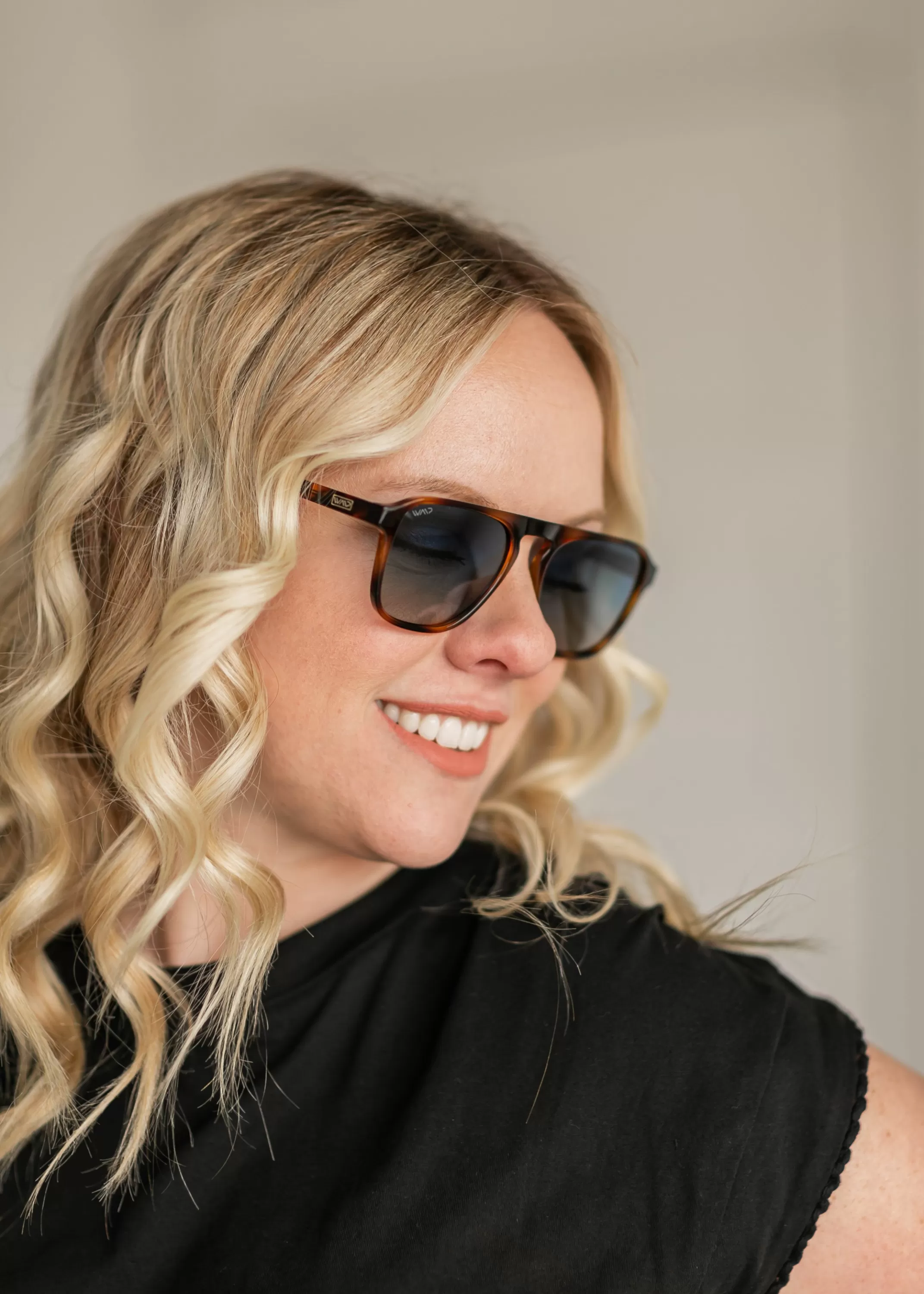 Cheap Brown Tortoise Blue Gradient Lens Sunglasses Women Accessories