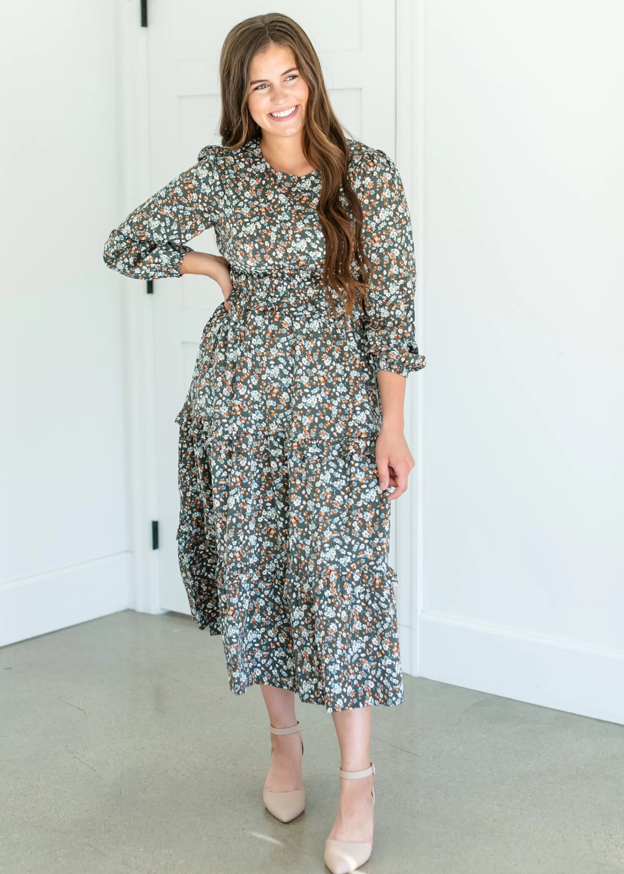 New Ditsy Floral Cinched Waist Ruffled Dress Women Plus Size