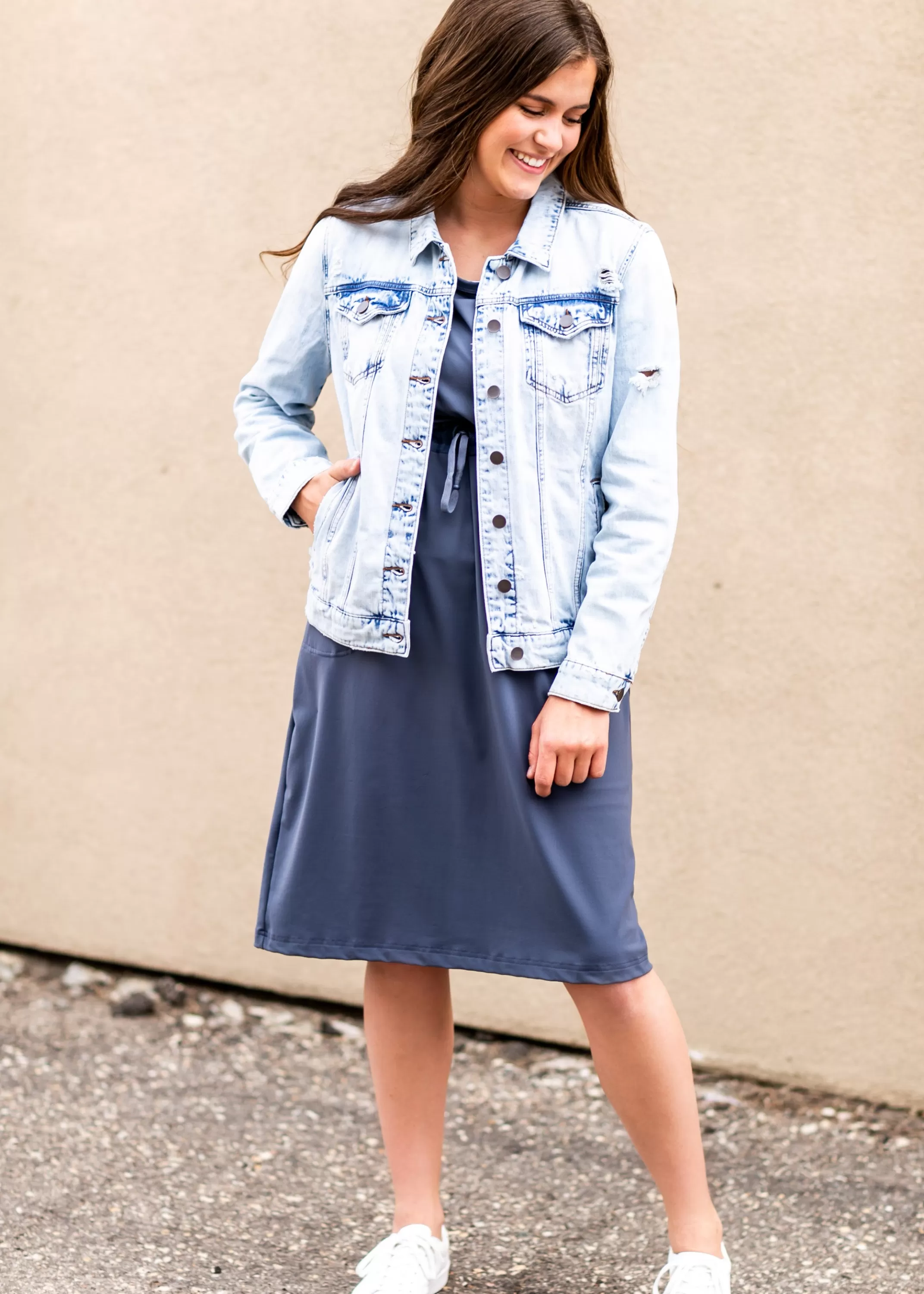 Hot Emma Relaxed Fit Denim Jacket Women Nursing Friendly