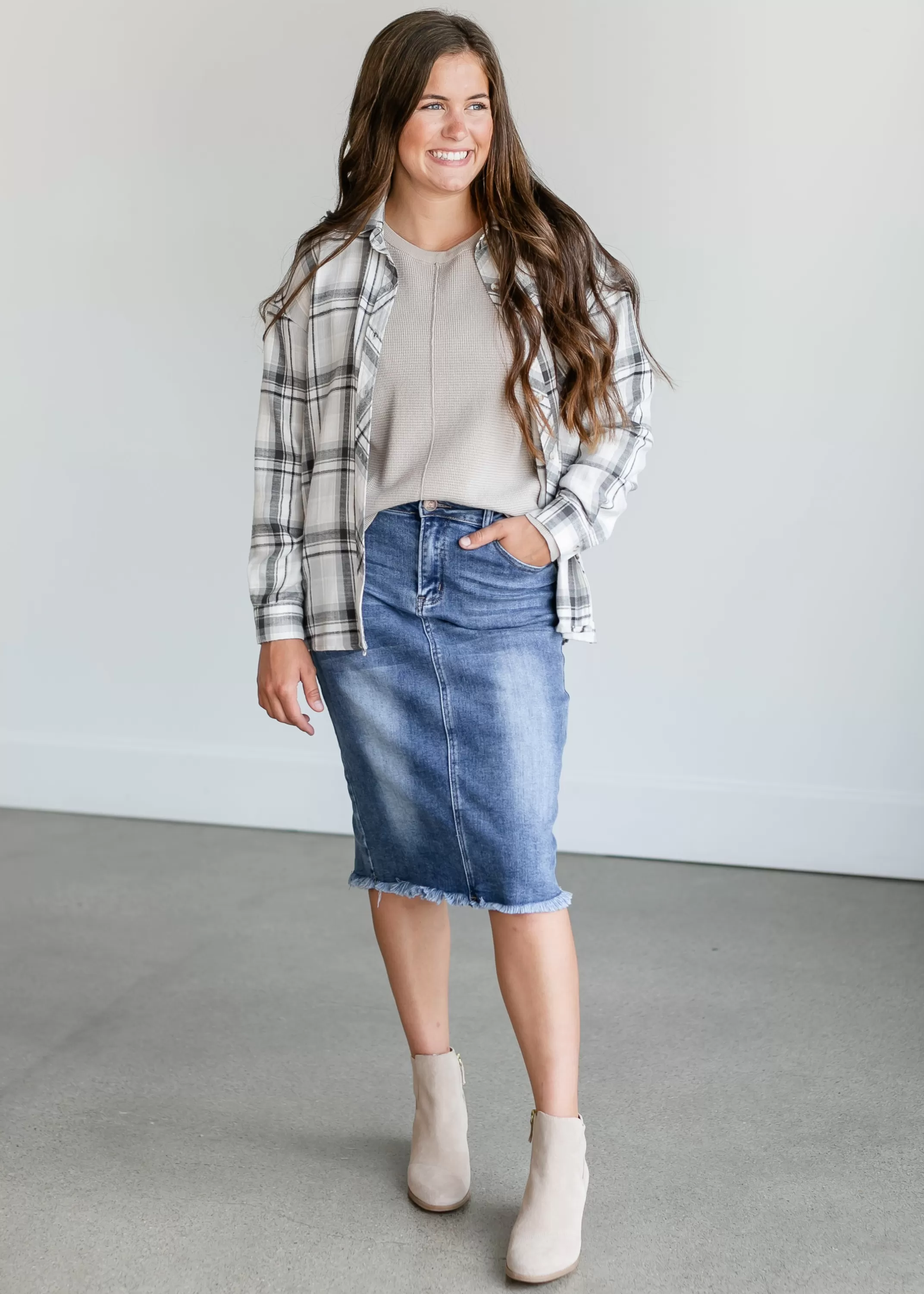 Flash Sale Gray Plaid Button Up Top Women Nursing Friendly