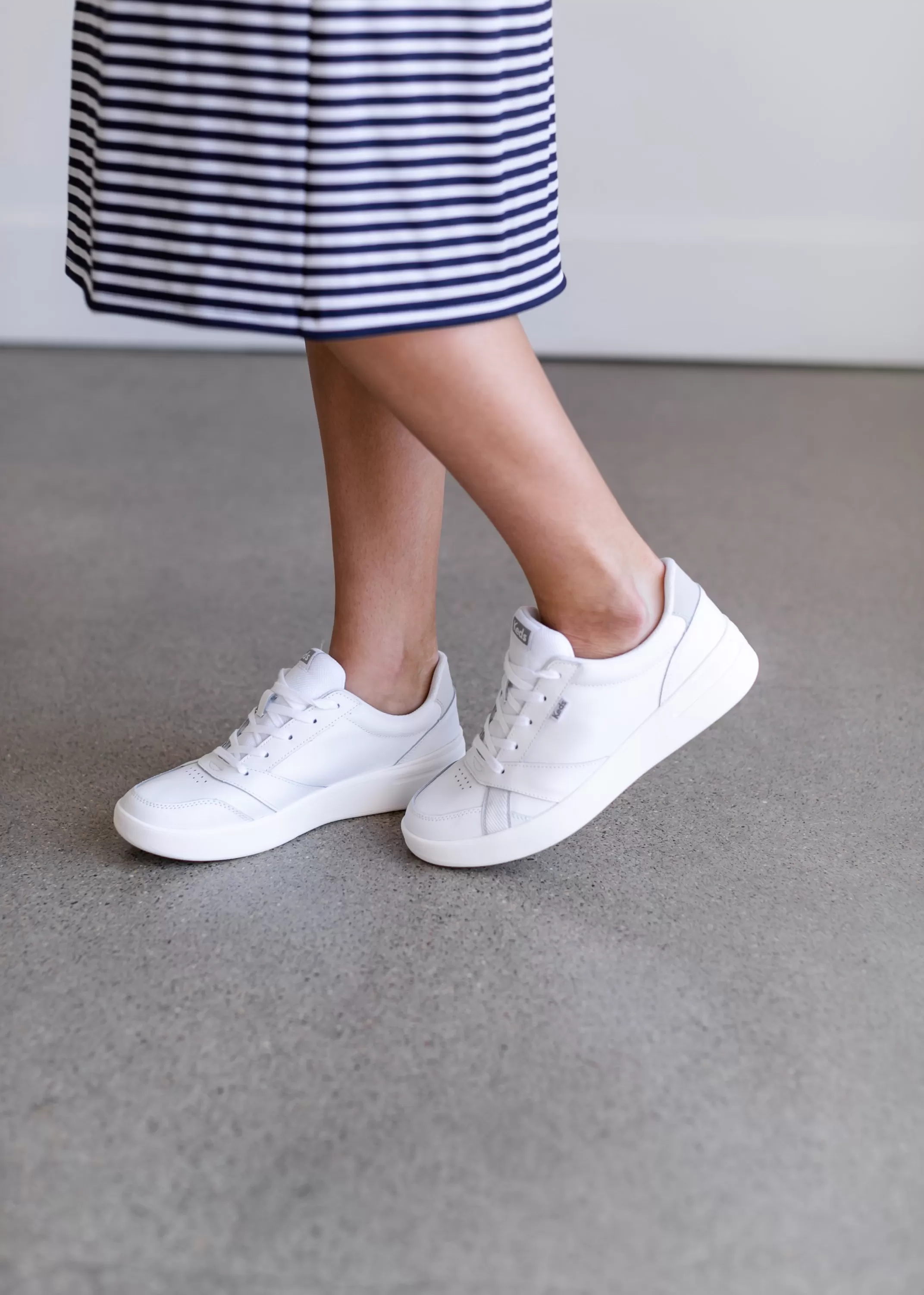 Store ® The Court Suede Sneaker Women Shoes