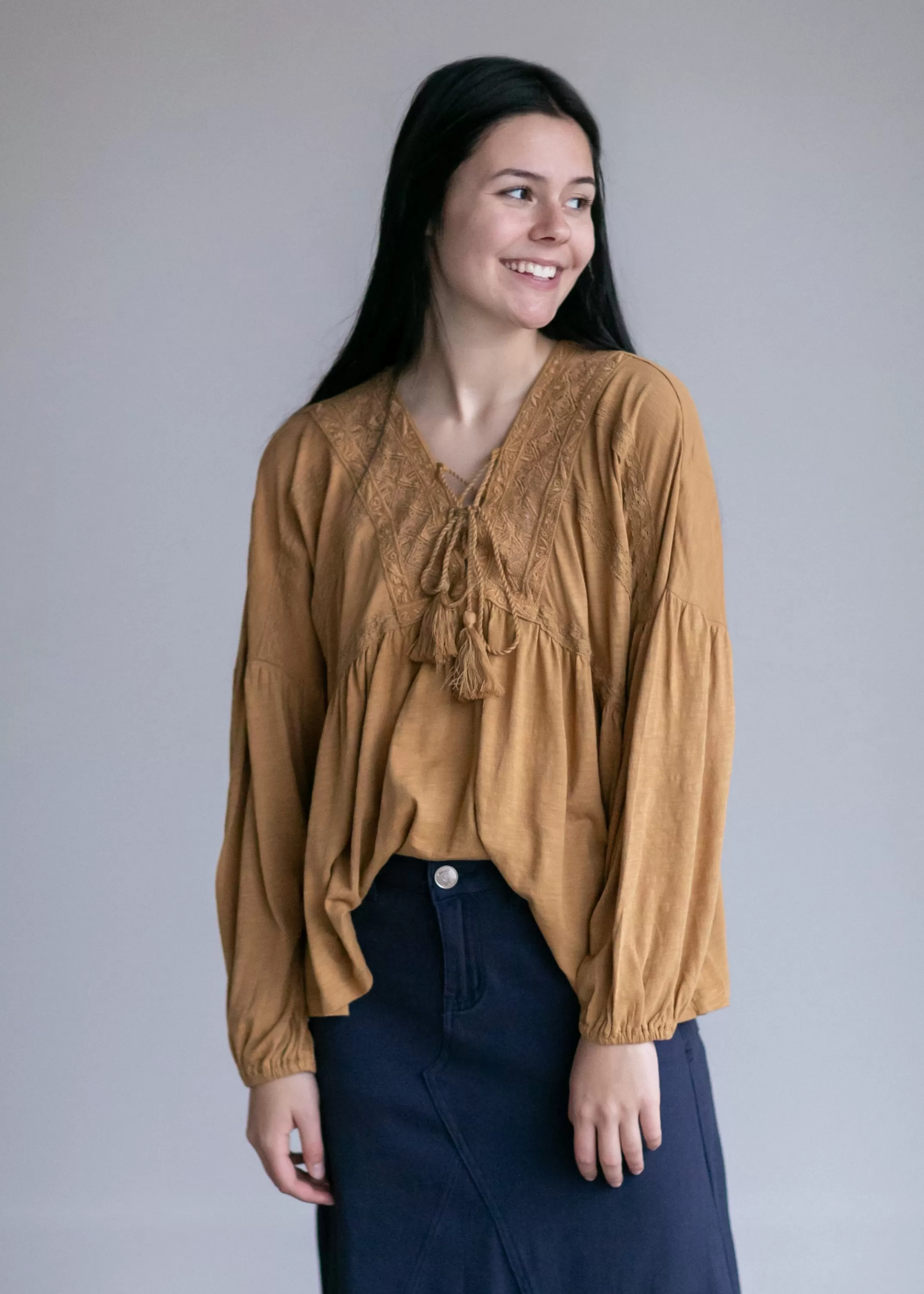 Discount Lace Up Trim Peasant Top Women Nursing Friendly