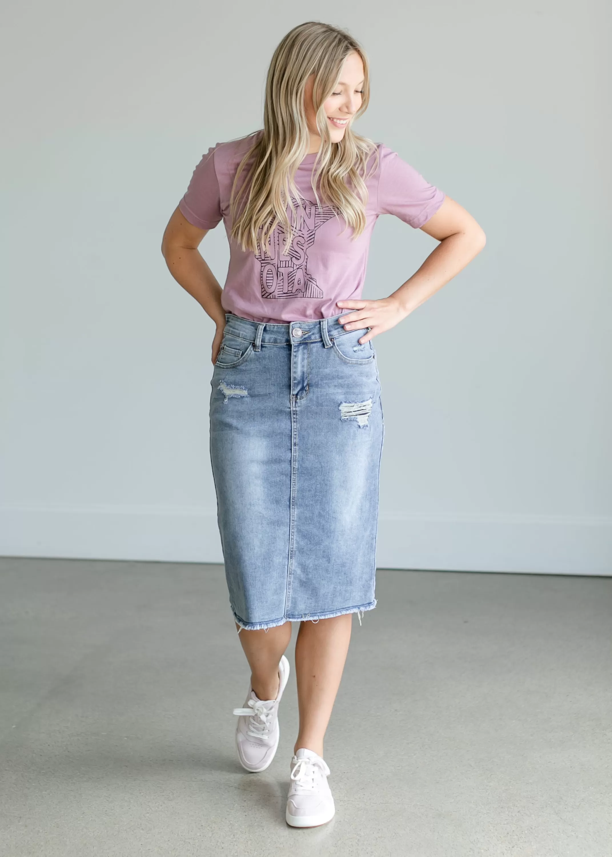 Shop Minnesota Graphic Short Sleeve T-Shirt Women Plus Size