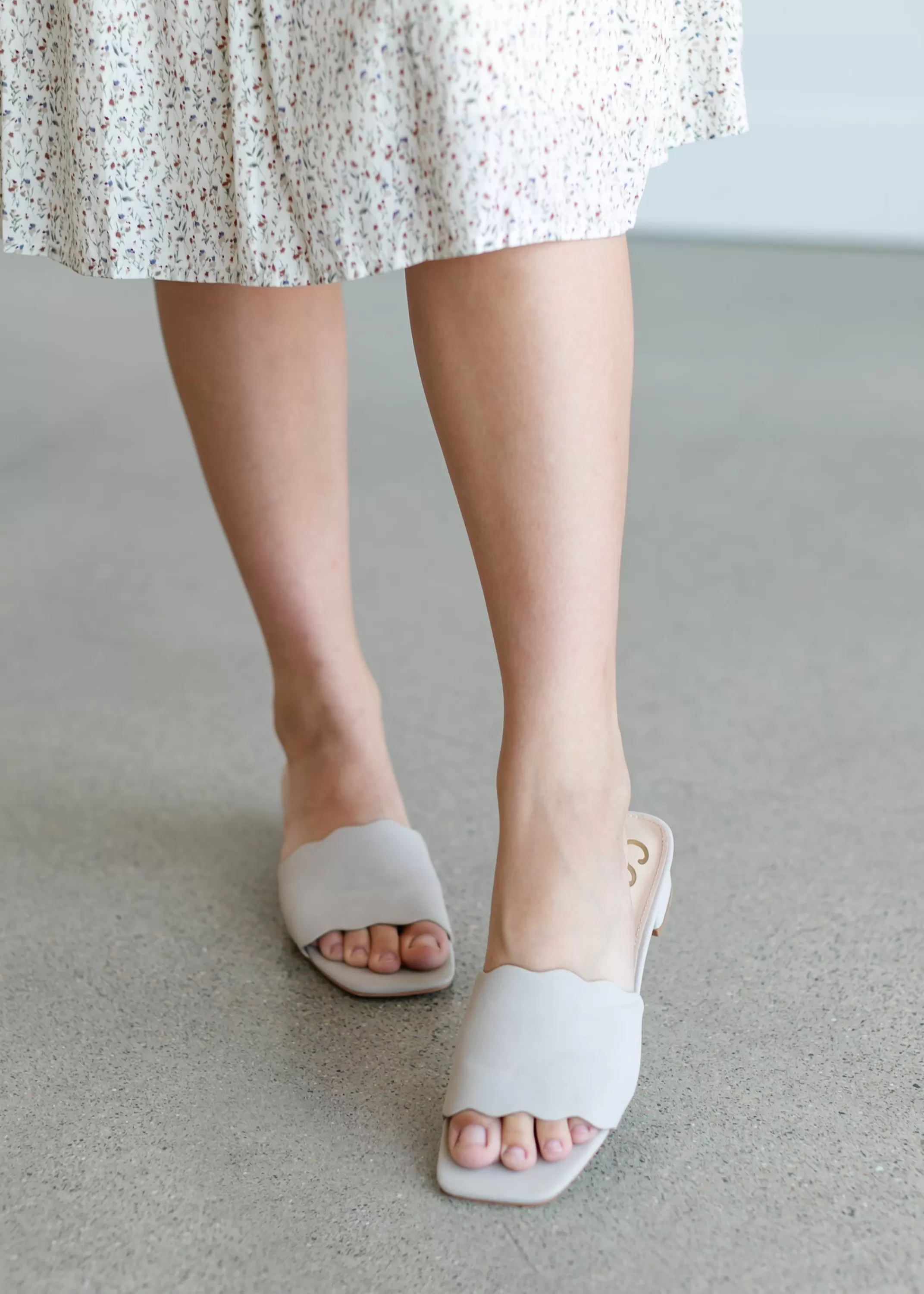 New Scallop Edge Kitten Heel Sandal Women Shoes