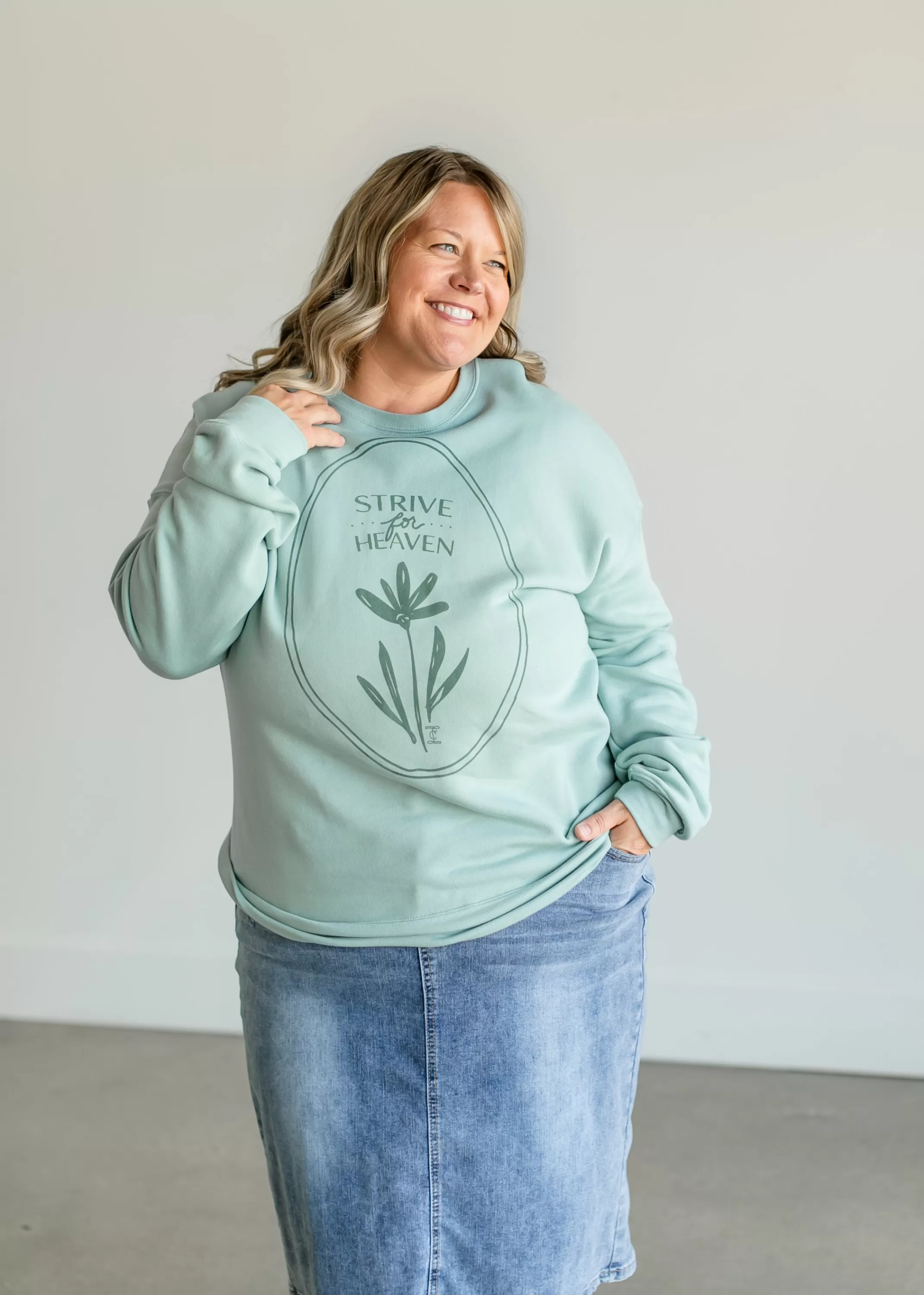 Discount Strive For Heaven Crewneck Sweatshirt Women Plus Size
