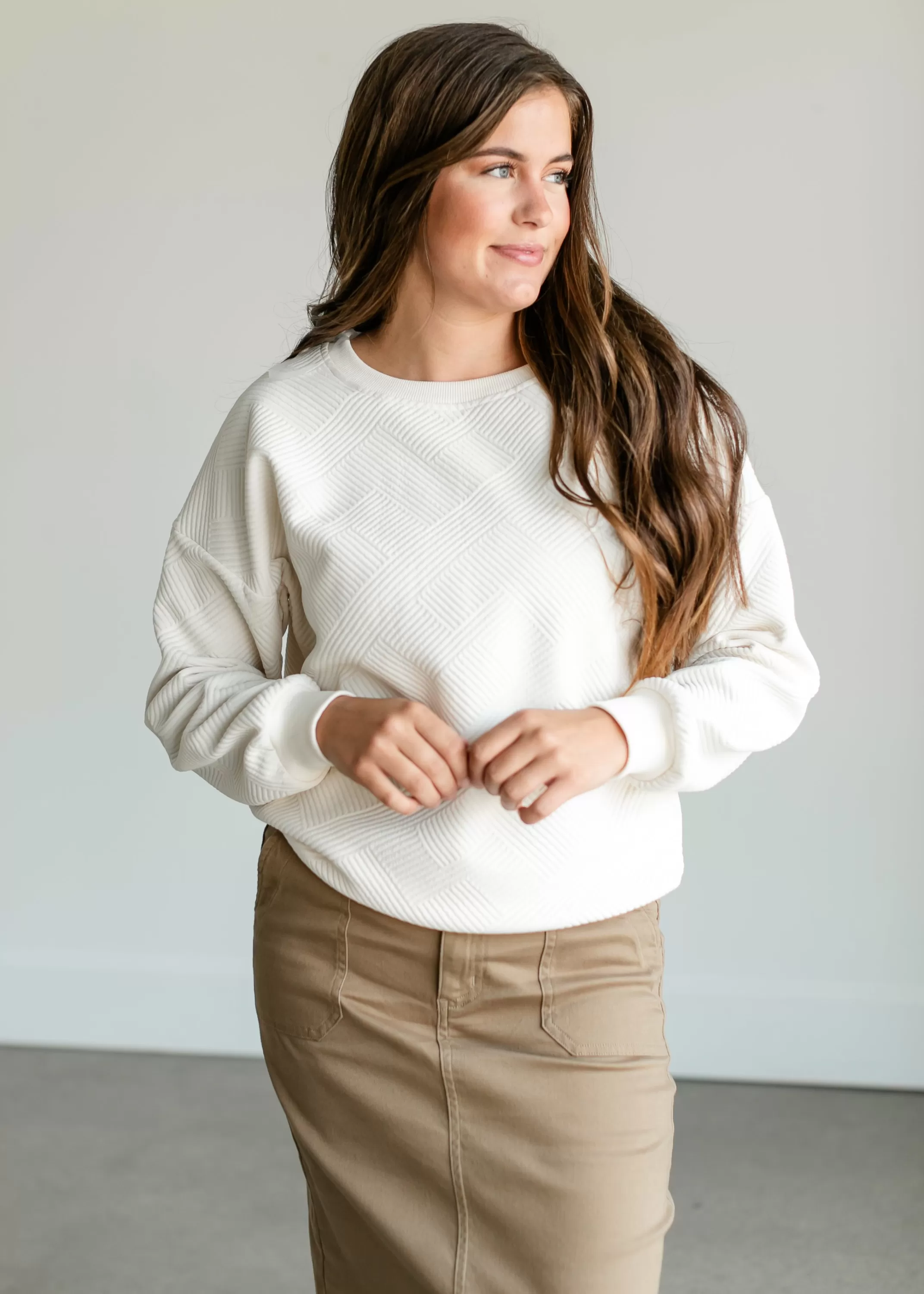 New Textured Cream Knit Crewneck Top Women Long Sleeve