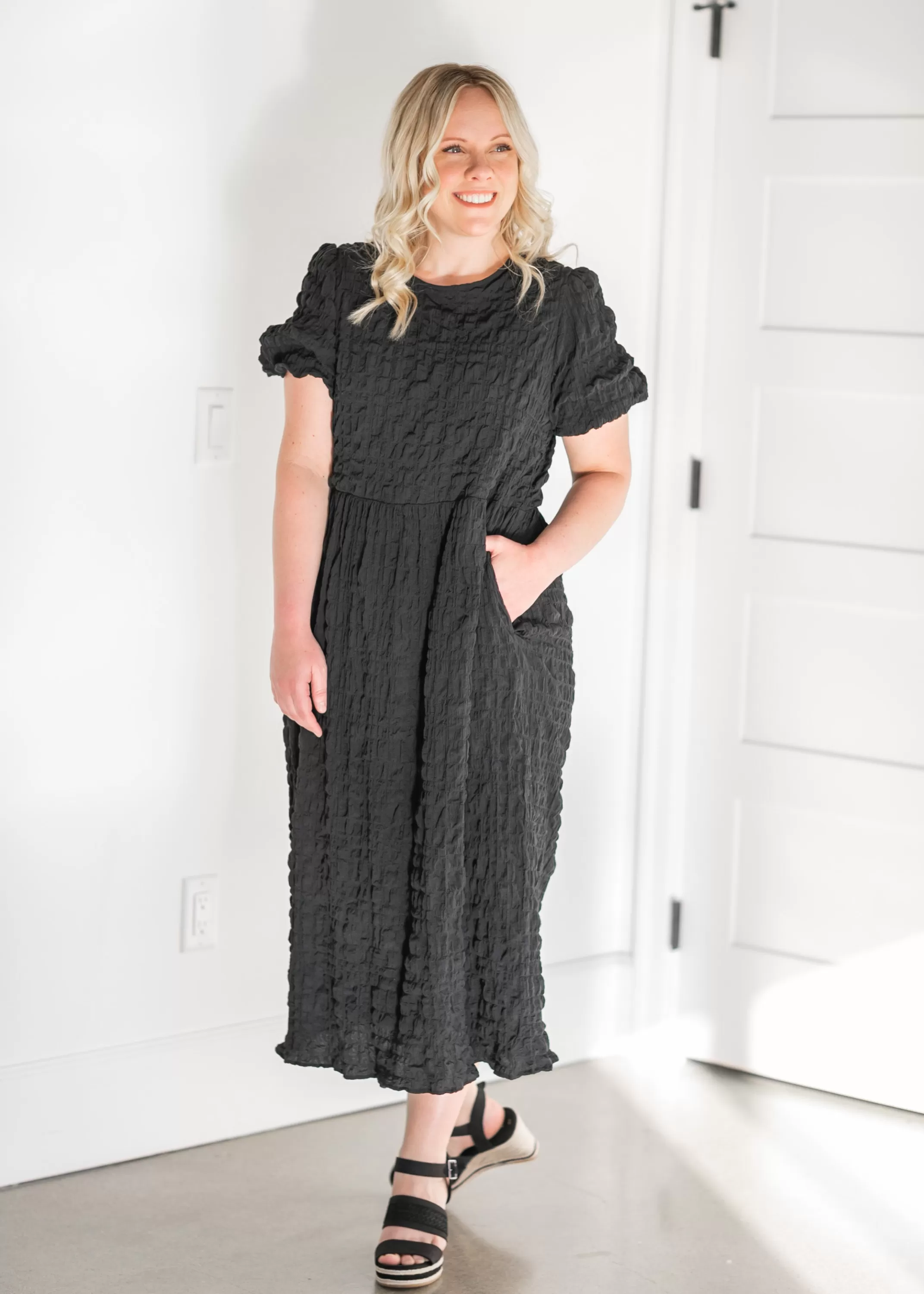 Online Tove Black Textured Midi Dress Women Maternity Friendly